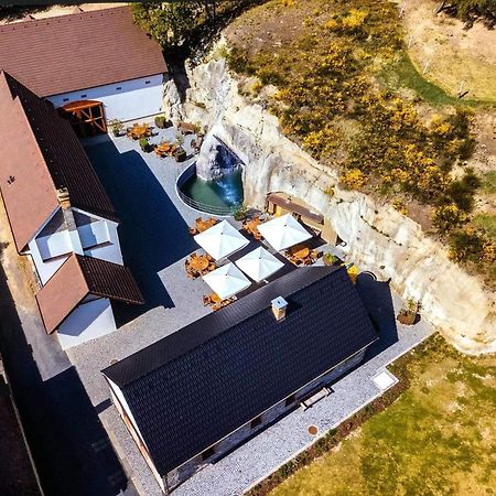 Clearpoint Apartment Horovicky Екстериор снимка